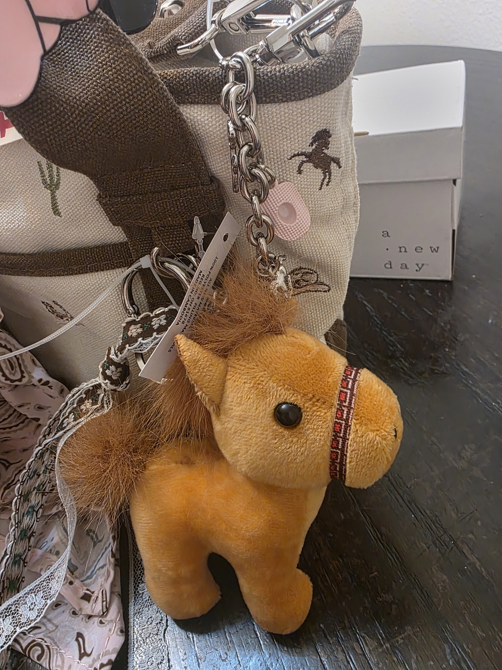 Madden Girl Beige & Pink Western Kids Tote with Pony Charm - Picture 2 of 6